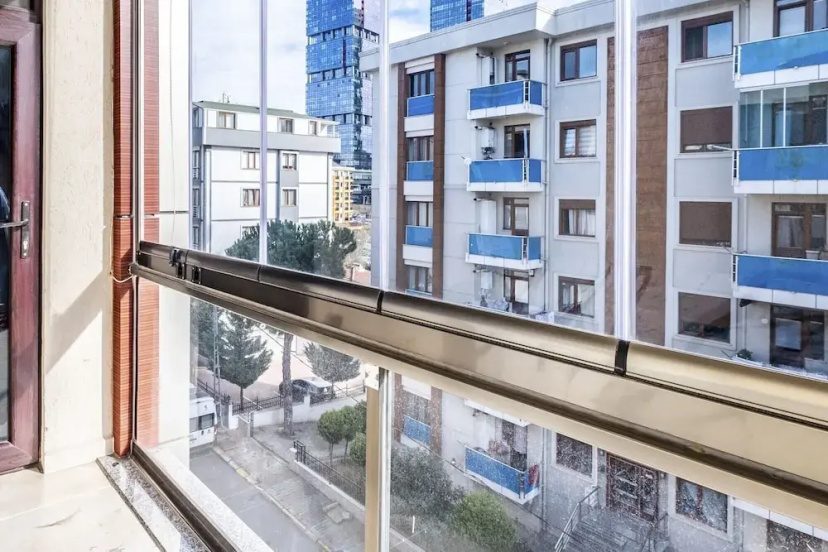 Цены на Flat in Maltepe With Balcony Near Shopping Malls в Стамбуле