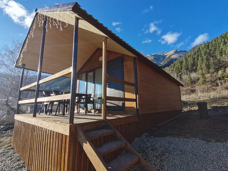 Sale Arkhyz Family Lodge 1 — забронировать отель в Архыз