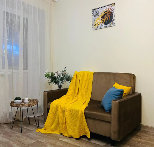 Kvartira Uutnaa 1-komnatnaa kvartira v centre Ul'anovska — забронировать отель в Ульяновске
