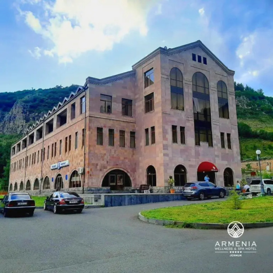 Otel' Armenia — отель с удобствами в Jermuk