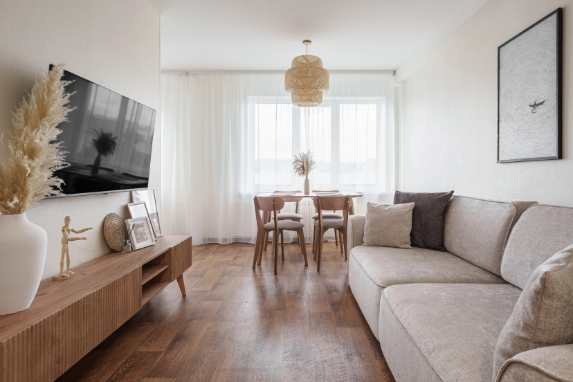 Apartamenty trehkomnatnye s Eko-dizajnom i vidom na Central'nuu nabereznuu — отзывы гостей и цены