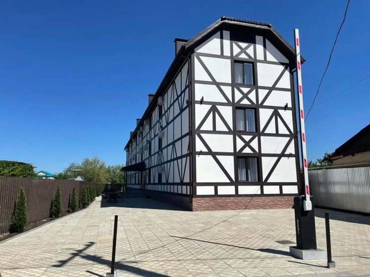 Gostevoj dom Holiday House — забронировать отель в Соль-Илецк