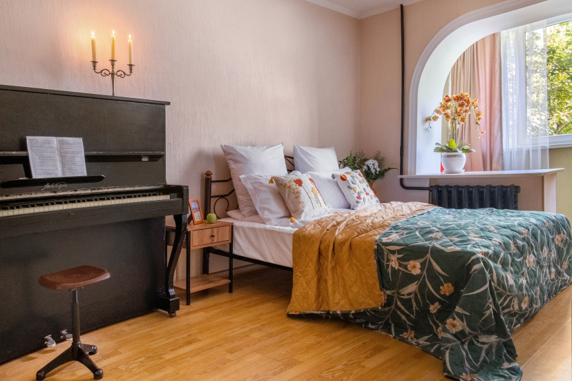 Апартаменты Cream Room от Rooms Apartments — отзывы гостей и цены