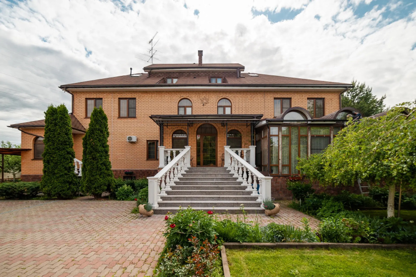 Gostevoj dom Tarasovo Haus — отель в Подольске, Россия
