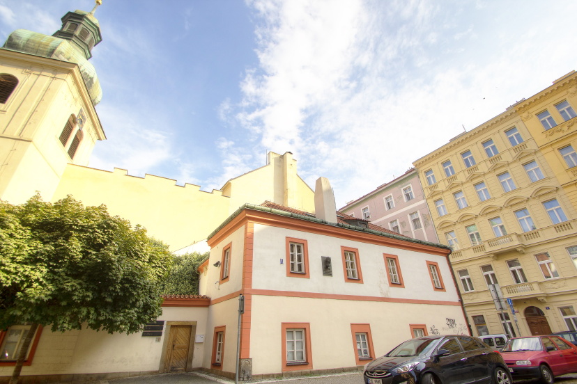 Апартаменты Centrum Apartments Pstrossova — комфортный отель в Праге