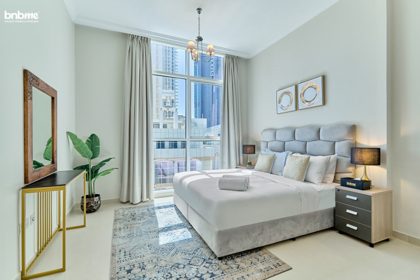 Цены на Апартаменты Bnbmehomes | Cozy 1BR Suite nr Dubai Mall & Burj Khalifa - 1306 в Дубае