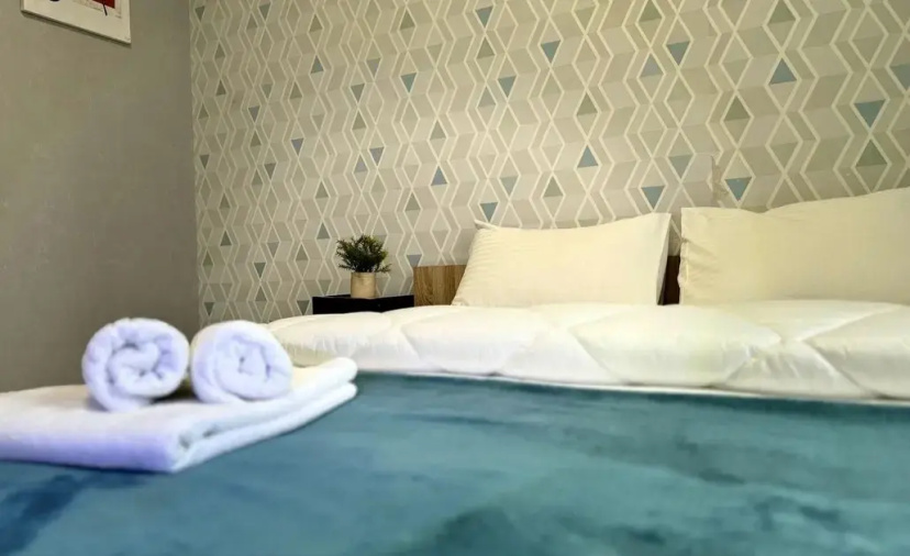 Цены на Kvartira AppartDeLuxe Alekseeva 46 в Красноярске