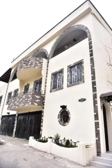 Otel' La Casa Yerevan 3 — отель в Ереван, Армения