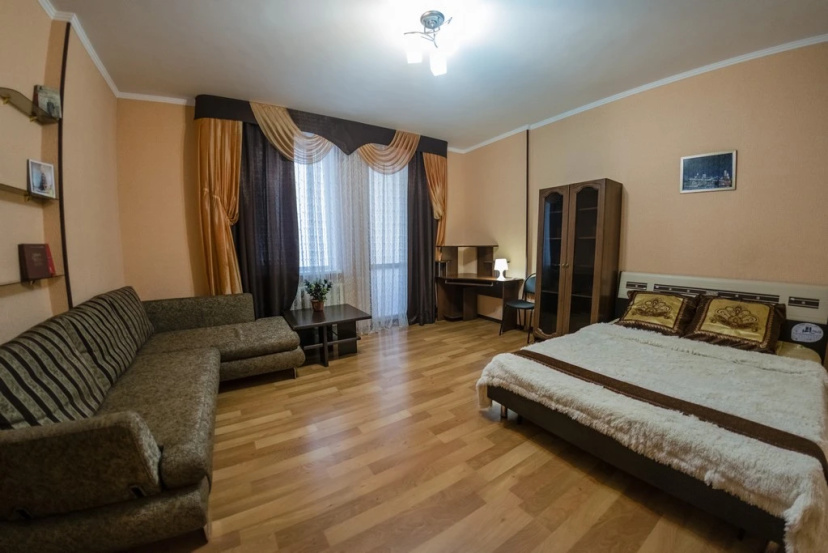 Квартира на улице Жукова 3 — забронировать отель в Оренбург