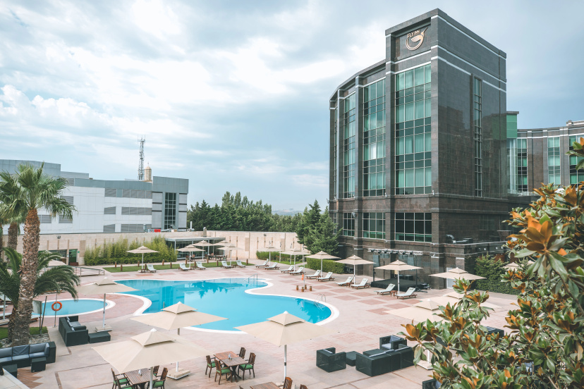 Fly Inn Baku — отель с удобствами в Баку