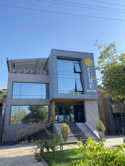 Otel' Cube House Osh — отель в Osh, Киргизия