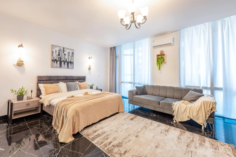 Апартаменты Azure Corner Retreat — отель с удобным расположением в Батуми