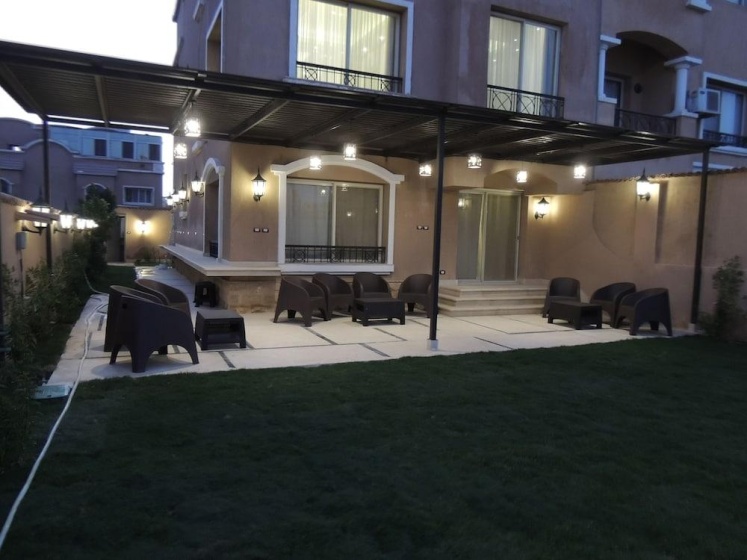 Апартаменты Sultan Luxurious Townhouse Near AUC — комфортный отель в Каире