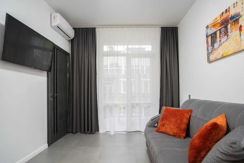 Апартаменты Red Apartments Арт Лайт Сити Томас — отель с удобствами в Сириусе