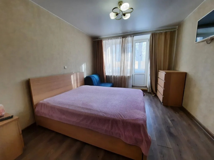 Квартира на Проспекте Космонавтов 92 — забронировать отель в Санкт-Петербурге