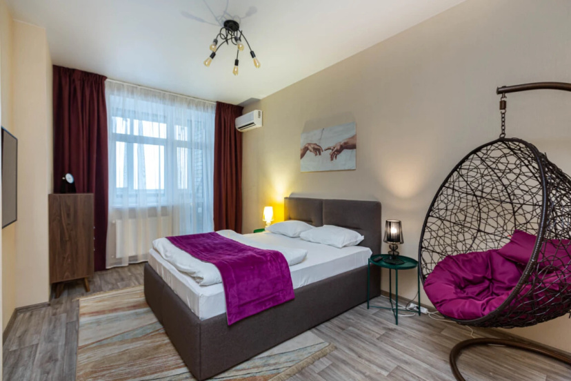 Цены на АПАРТАМЕНТЫ REHOME24 на 21 этаже с балконом в Тюмени