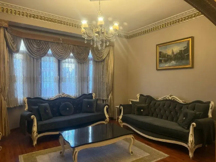 Apartamenty 3BR Apt 4AC Balcony 5 Min to Metro — забронировать отель в Стамбуле