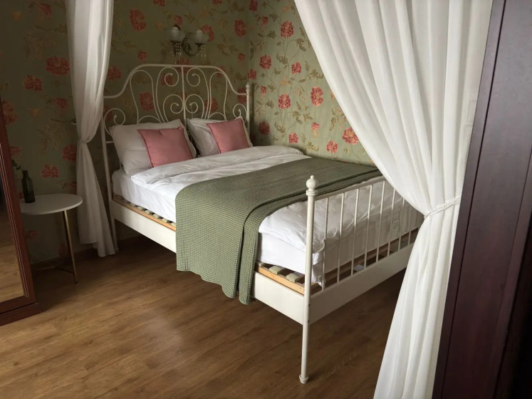 Kvartira 1-k. kvartira, 30,9 m², 1 krovat' — комфортный отель в Астрахани