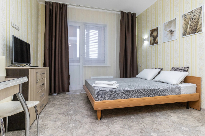 Apartamenty Divan-Krovat' s lodziej — отель с удобным расположением в Сургуте