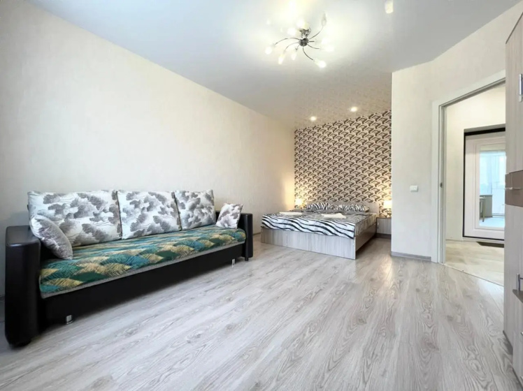 Цены на Kvartira Apartamenty na Televizionnoj, 2 etaz в Калуге