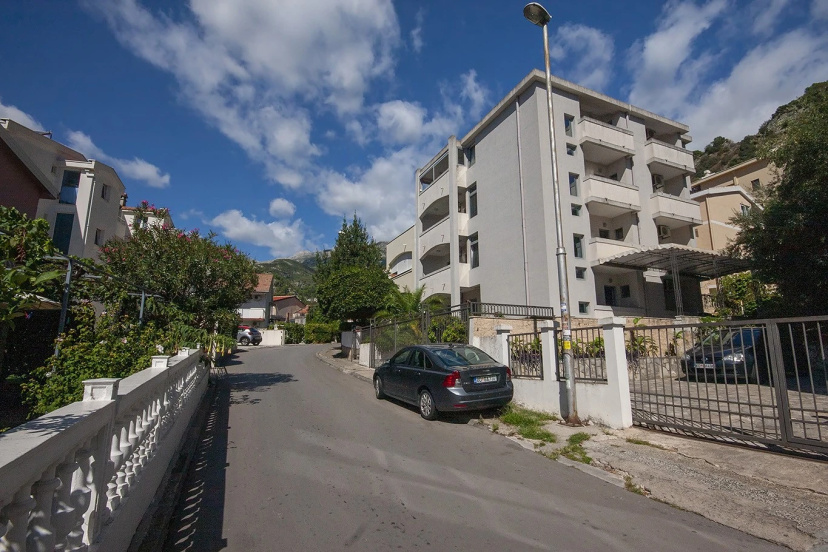 Villa Villa Mare Budva — отель с удобствами в Будва