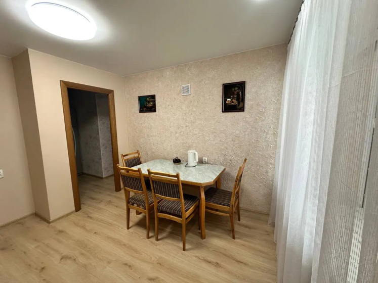 Квартира на трассе М4 Дон — забронировать отель в Каменск-Шахтинский