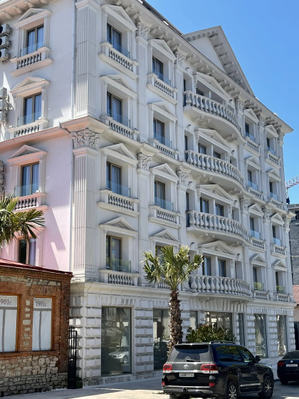 Grand Otel' Suhum — отель с удобствами в Сухуми