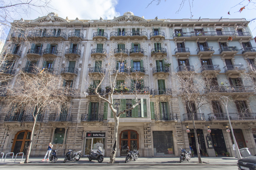 Апартаменты Barcelona Best Services — отель с удобным расположением в Барселоне