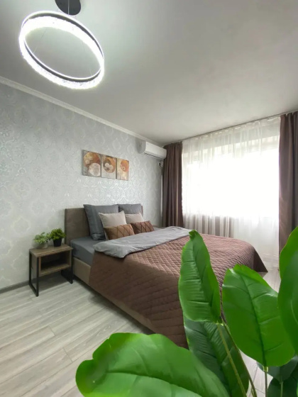 Квартира на Комсомольской — забронировать отель в Кропоткин