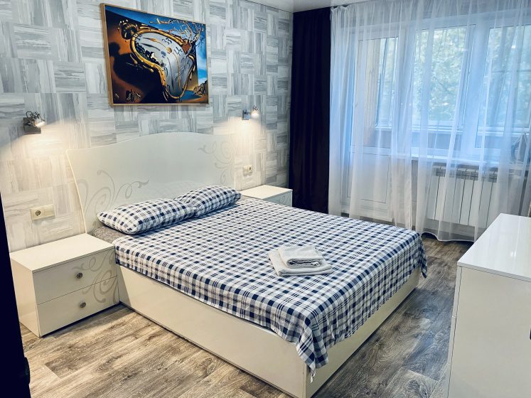 Цены на Apartamenty na Plehanova 65 в Липецке