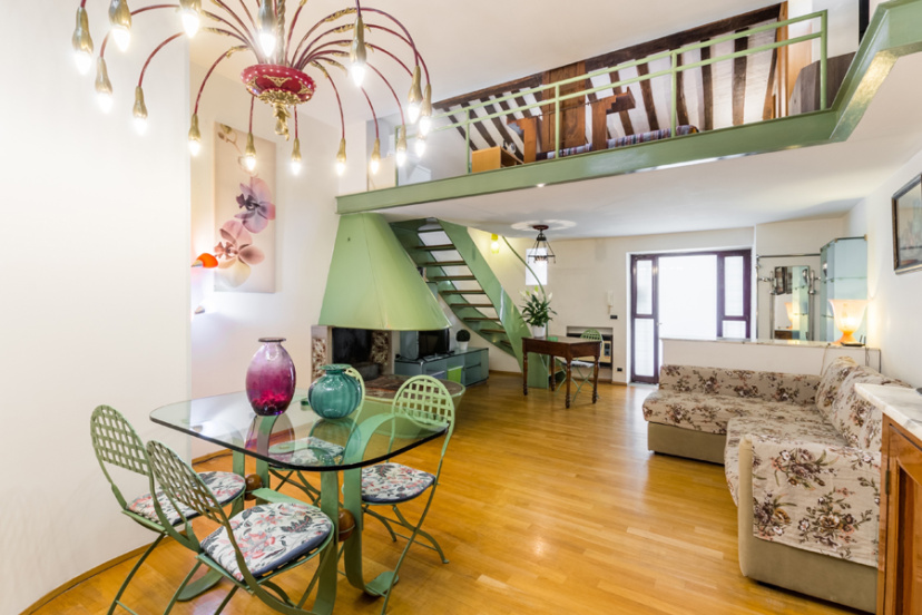 Апартаменты Rome trastevere loft — отель с удобным расположением в Риме
