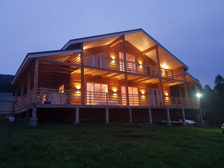 Частный Дом Scandi House — комфортный отель в Манжерок