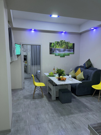 Цены на Апартаменты Comfort with Green Refreshing Interior в Ереван