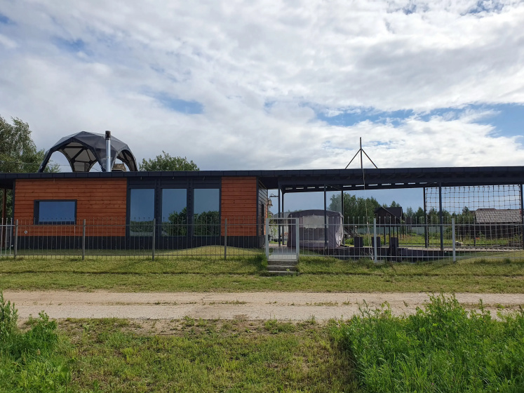 Castnyj dom Dom c saunoj na beregu Volgi — комфортный отель в Костроме