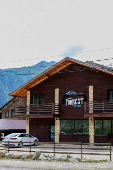 Отель Chalet FoRRest — отель с удобным расположением в Архыз