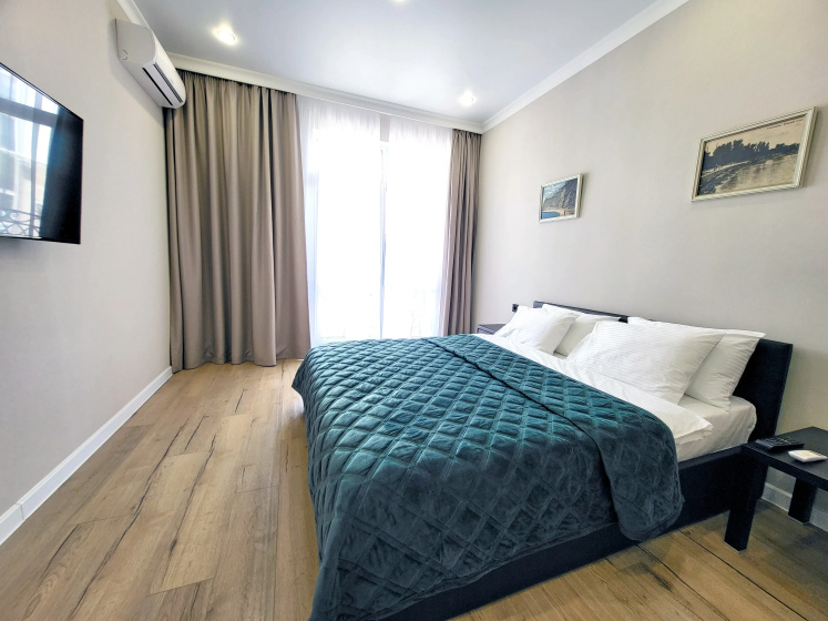 Apartamenty Emerald Comfort 3 — забронировать отель в Геленджике