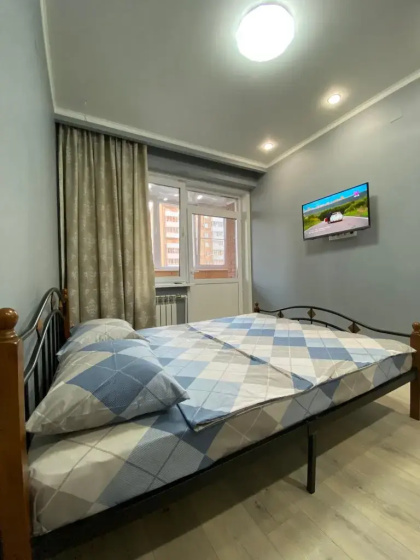 Apartamenty 1-komnatnaa kvartira v centre goroda — забронировать отель в Улан-Удэ