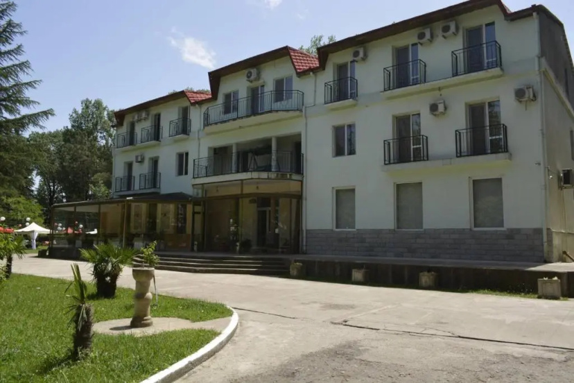 Otel' Park Hotel Imeri — отель в удобной локации в Кутаиси
