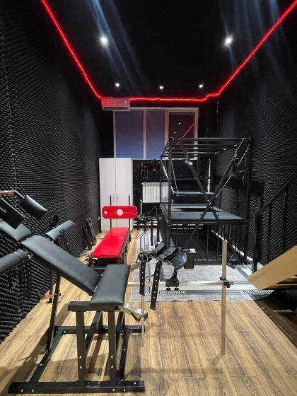 Kvartira Tematiceskie BDSM apartamenty v centre goroda — комфортный отель в Алматы