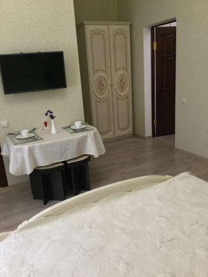 Na Gulia 141 Guest House — отель с удобствами в Сухуми