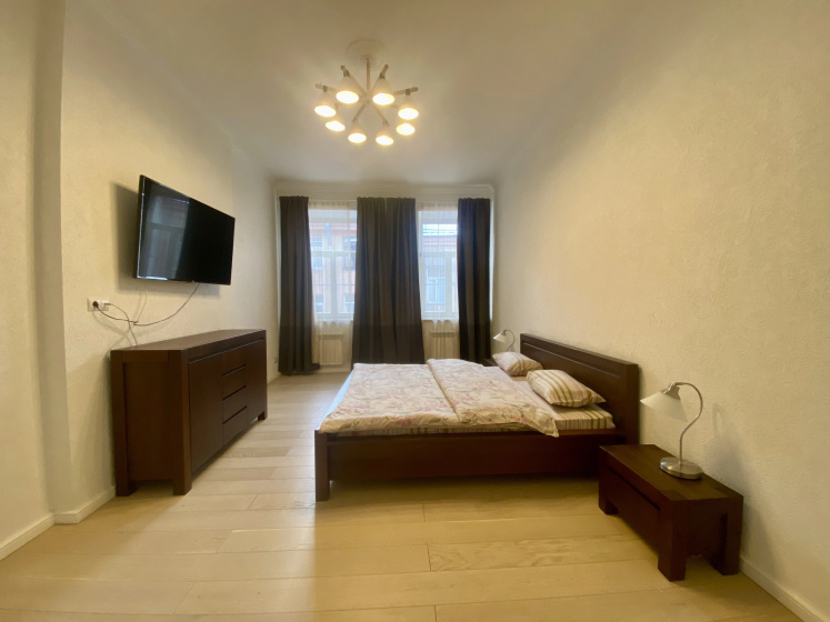 Апартаменты Light Apartments — отель с удобным расположением в Санкт-Петербурге
