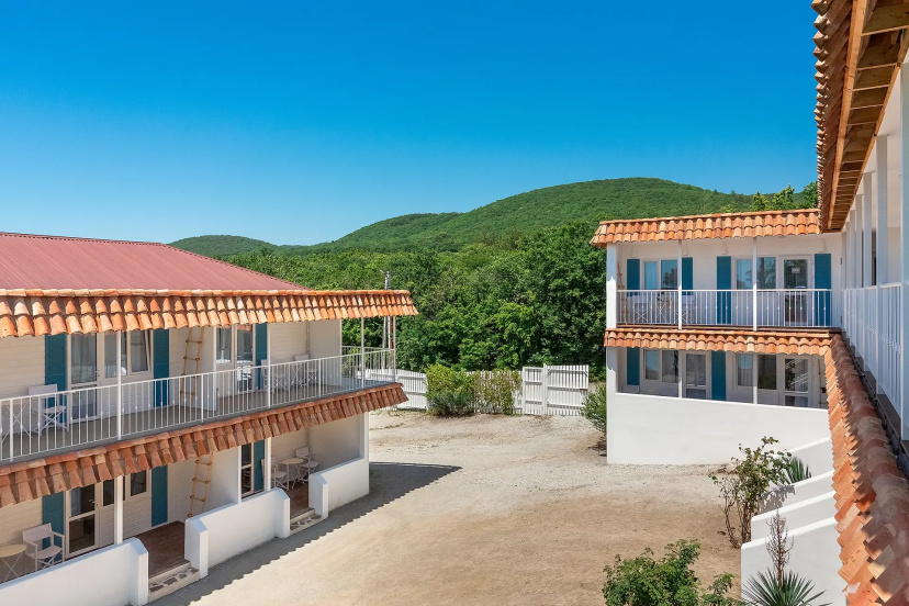 Gostinica Petra Garden — комфортный отель в Архипо-Осиповке