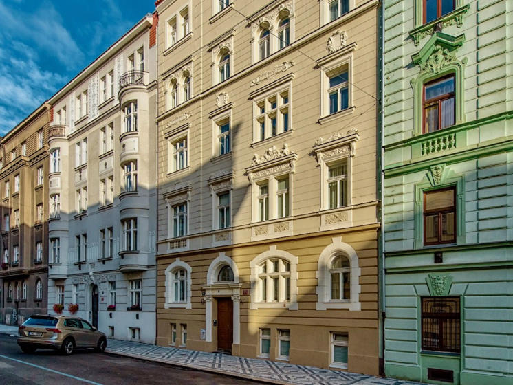 Apart-otel' Residence Dobrovskeho 30 — отель рядом с интересными местами в Праге