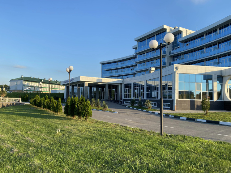 Отель Tijnalla 4 — отель в Грозном, Россия