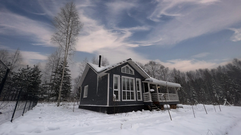 Gostevoj Dom Woodsy House — отель с удобным расположением в Валдай