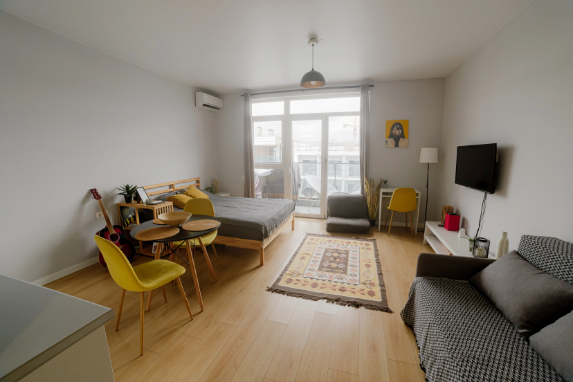 Apartamenty s bassejnom i vidom na gory — забронировать отель в Батуми