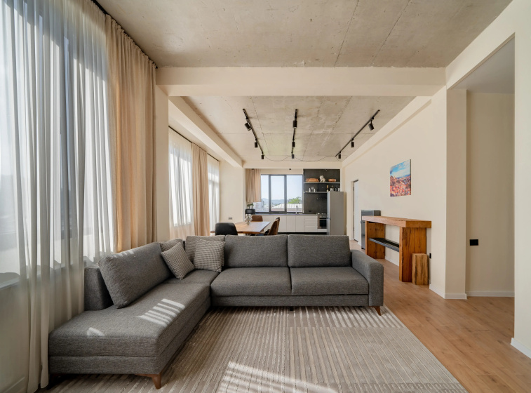 Апартаменты Трёхкомнатные Niabi Loft — отель с удобным расположением в Тбилиси