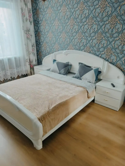 Kvartira Dvuhkomnatnaa v sikarnom rajone — забронировать отель в Гродно