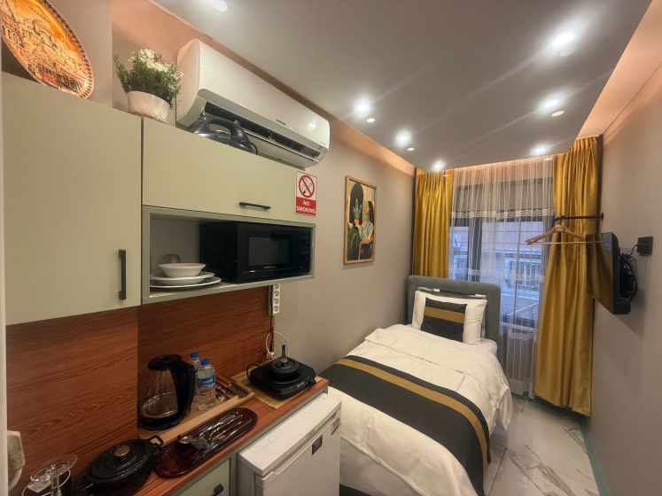 Апартаменты Clean Small studio near Taksim metro station — отель с удобствами в Стамбуле