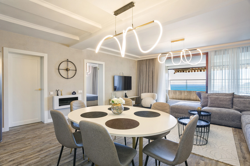 Апартаменты Familiya Apartments 99 Премиум — забронировать отель в Гурзуф